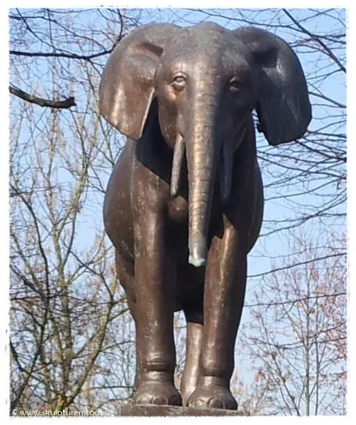 Elefantenbrunnen von Kurt Arentz